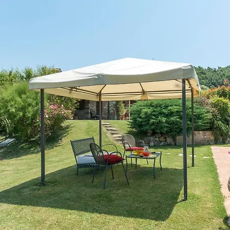 Casale Al Doglio 6&1, Emma Villa