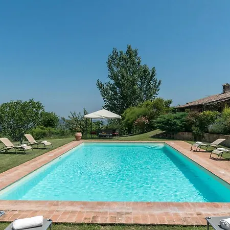 Villa Casale Al Doglio 6&1, Emma